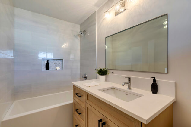 Whote oak vanity in main bathroom