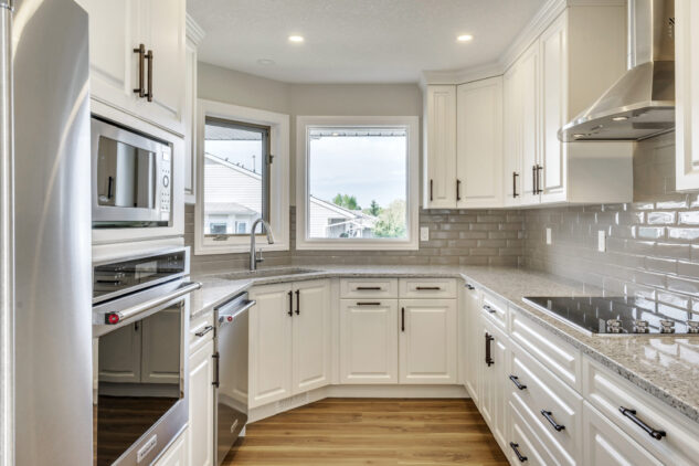 White U-shaped kitchen 