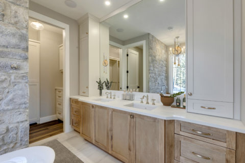 Ensuite with two-tone cabinetry
