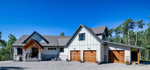 Front exterior fo a modern farmhouse bungalow